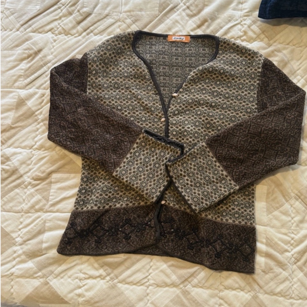 Brown Patterned Cardigan With Unique Buttons And Lace Detail On Sleeve ~size M